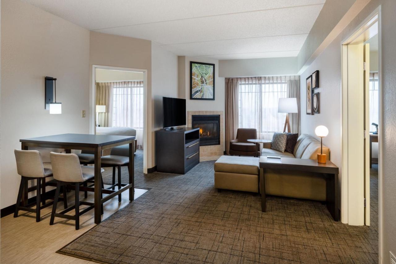 Residence Inn By Marriott Chicago Oak Brook Dış mekan fotoğraf