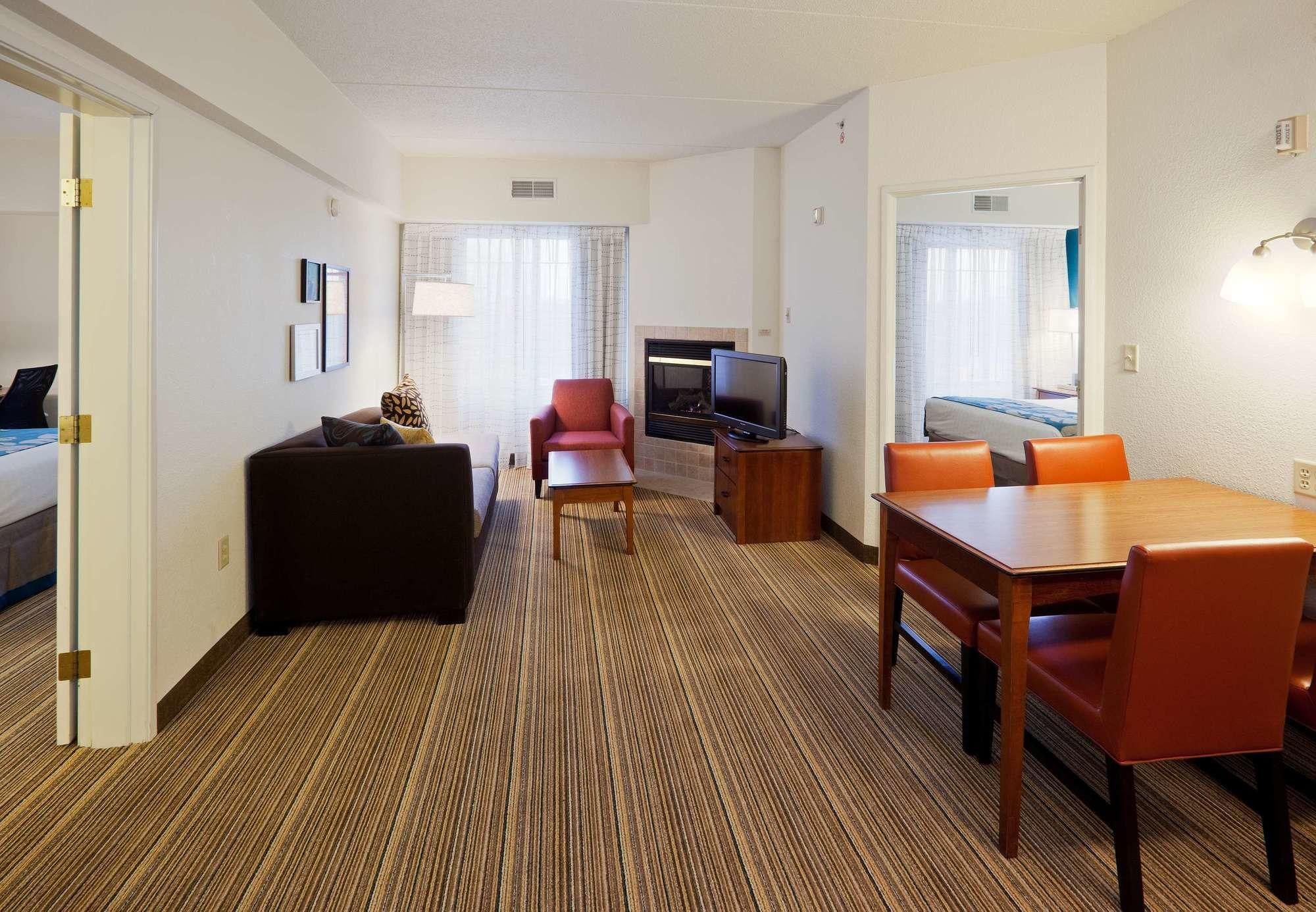 Residence Inn By Marriott Chicago Oak Brook Dış mekan fotoğraf